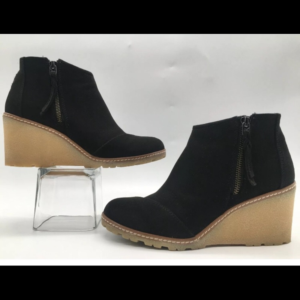 Toms Woman’s Avery Black Faux Suede Wedge Booties